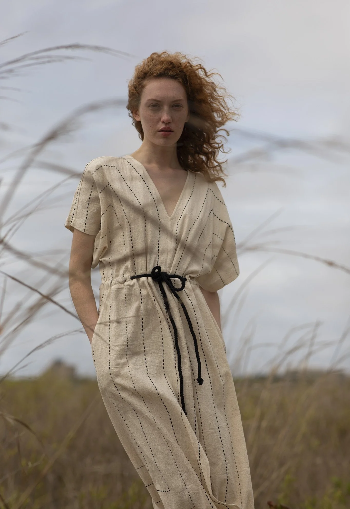 スーツ・フォーマル・ドレス key neck embroidery dress ANDRESD Niana K268067 Amazing Sequin and Chiffon A-line Gown with Beaded
